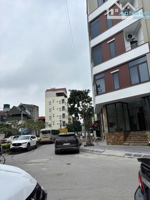 CHO THUÊ NHÀ  LÔ GÓC 2 MẶT TIỀN RỘNG, NGÕ 291 NGÔ XUÂN QUẢNG, TRÂU QUỲ, GIA LÂM, HÀ NỘI