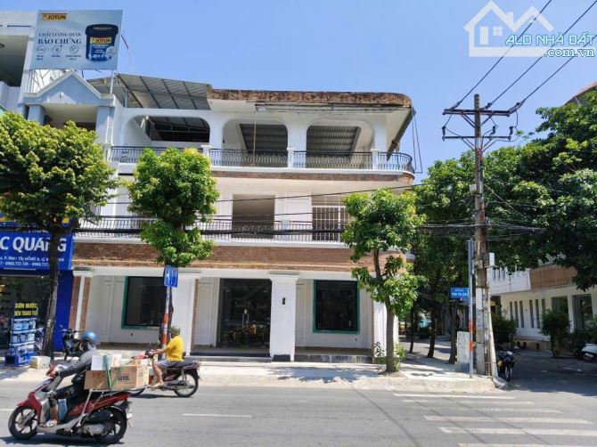 Cho thuê căn góc 2MT ngang 12 , đường Trần Văn Giàu,5phút tới Aeon Bình Tân