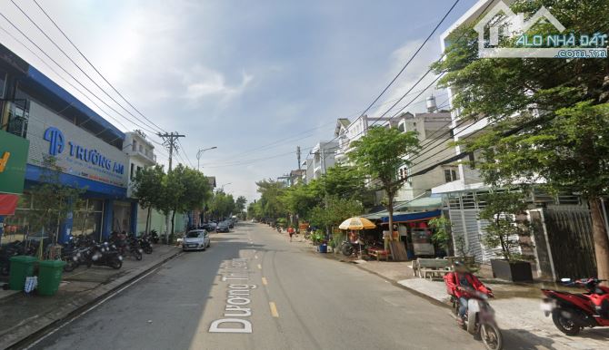 Bán Đất mặt tiền đường Dương Thị Giang DT 4.5x20m giá 12 tỷ
