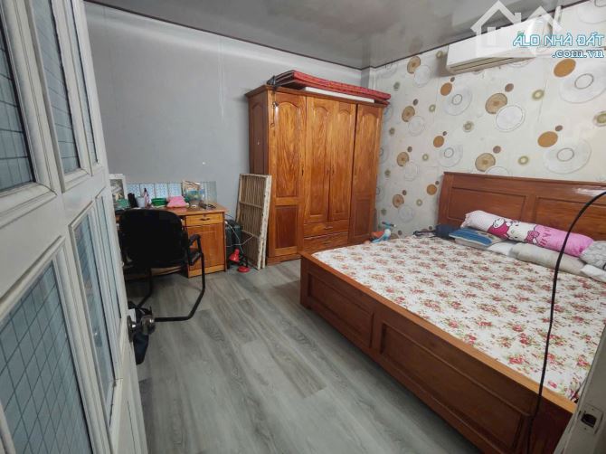 BÁN NHÀ C4 GÁC LỬNG KP1 TÂN HIỆP BH SỔ THỔ CƯ – ĐƯỜNG Ô TÔ – SÁT CHỢ CHỈ 2TY850 - 1