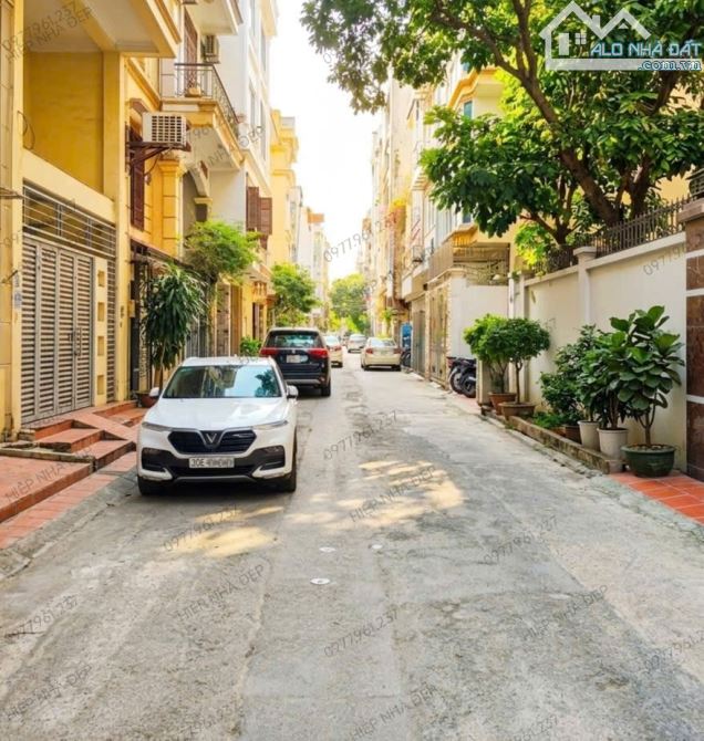 BÁN NHÀ HOÀNG QUỐC VIỆT 54m2 × 6T. GARA Ô TÔ + 2 Ô TÔ TRÁNH ĐỖ + 2 THOÁNG + VĂN PHÒNG