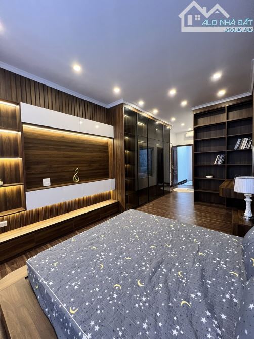 BÁN NHÀ RIÊNG PHÂN LÔ PHỐ DƯƠNG KHUÊ, 45M2, 3 TẦNG, Ô TÔ, KD, 15,5 TỶ,đường 5,6m