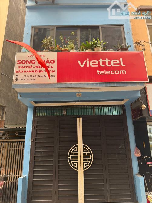 Cho thuê nhà 6 tầng mặt phố Đê La Thành nhỏ hợp làm công ty, văn phòng, cửa hàng,Spa...