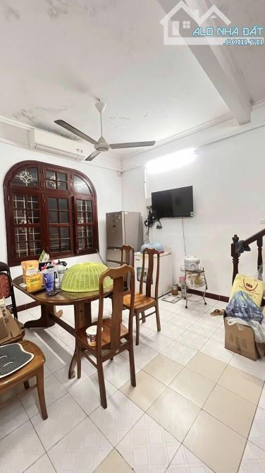 SIÊU PHẨM LÔ GÓC, MP LÝ NAM ĐẾ, MẶT TIỀN 𝟭𝟭𝗠 SIÊU HIẾMCHỐT 𝟵𝟵𝟵𝗧𝗿/𝗺𝟮