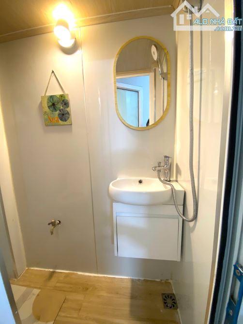 BÁN GẤP NHÀ 35M 4 TẦNG TRẦN QUỐC TOẢN NHỈNH 10 Tỷ