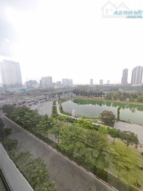 MẶT PHỐ LỚN 80M2X8T, LÔ GÓC XÂY MỚI ĐẲNG CẤP