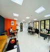 Cho thuê văn phòng Hoàng Quốc Việt 70m2 giá 15.5tr - Sàn mới siêu thoáng