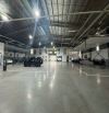 Cho thuê showroom 580m2, kho xưởng 2000m2 đường Cộng Hoà Tân Bình
