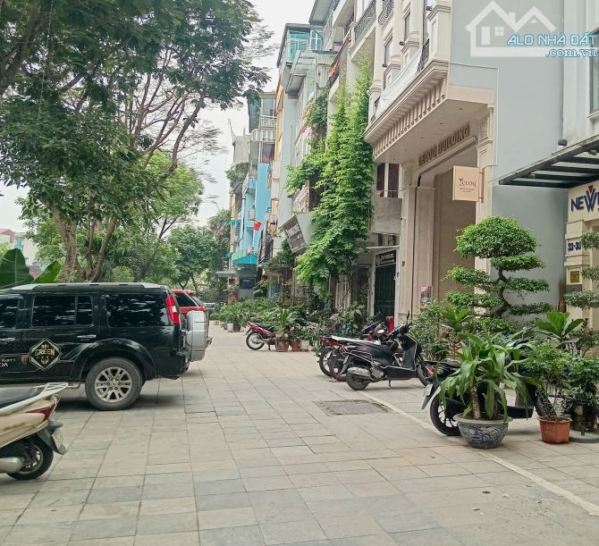 MẶT PHỐ VẠN PHÚC 3 ĐÌNH: 2 chiều ô tô, vỉa hè 10m, kd cafe, vp công ty, phòng khám.