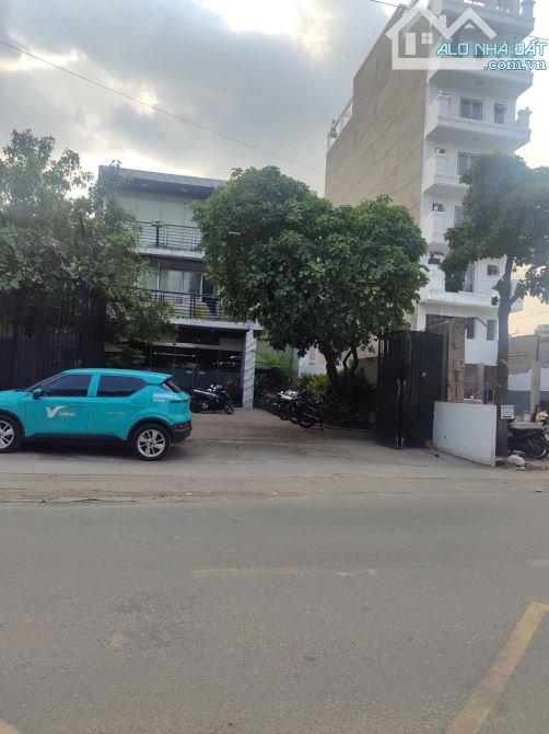 BÁN NHÀ 2 MT VƯỜN LÀI, APĐ, Q12 – NGANG 13M – GẦN 650M² – GIẢM NGAY 6 TỶ. CHỈ CÒN:57 TỶ - 1