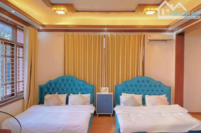 Bán khách sạn mặt phố Gia Ngư Hoàn Kiếm 500m2 13 tầng mặt tiền 20m 1400 tỷ 5 sao thuê 50tỷ