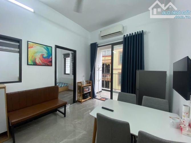 BÁN GẤP NHÀ CẦU GIẤY NGÕ NÔNG SÁT PHỐ DT54m2*7T T.MÁY DÂN XÂY. 13TỶ