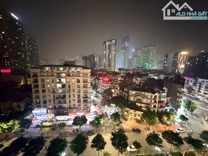 12.5 tỷ_128 m2/ Căn Hộ Trung Kính/ 3 ngủ Đẹp - 11