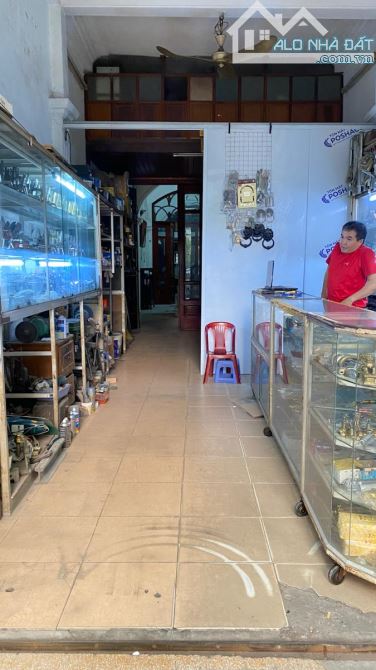 Bán nhà Thuốc Bắc hoàn kiếm phố 2 chiều vỉ hè rộng giá tốt ô chờ thang máy pháp lý chuẩn D