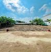 bán  gấp 2000m2  ngay đường bê tông giá 390tr