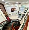 🏢 NGANG KHỦNG 11M – PHONG CÁCH TÂN CỔ ĐIỂN – ĐẶNG DUNG Q1 – 88,5M² – 23 TỶ