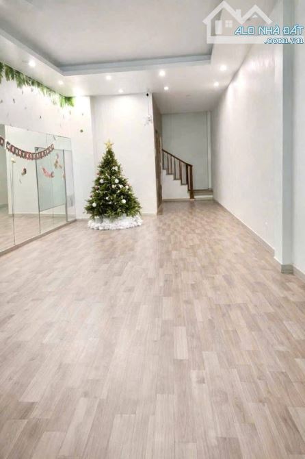 💎Mặt phố Nông Quốc Chấn - DV Vạn Phúc - 50m 7 Tầng Thang máy.