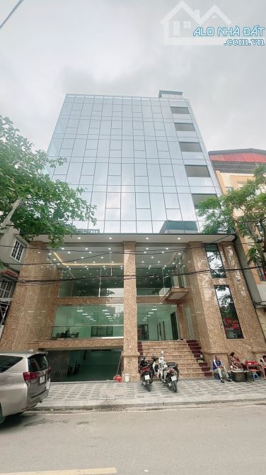 Siêu hiếm, toà vp mặt phố lô góc Phạm Văn Đồng Từ Liêm vỉa hè kinh doanh đỉnh 210m 70 tỷ