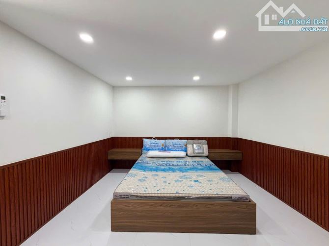 CHỈ VỚI 4 TỶ – NHÀ NGAY HÀNG XANH – GIÁ HIẾM TRONG KHU - SHR - FULL NT - 60M2 - 3