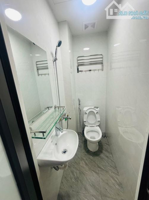 Hiếm! Nhỉnh 7 Tỷ Bán Nhà Thuỵ Khuê Tây Hồ- Sát Phố- Ngõ Thông- 30M - 5 Tầng- Mặt Tiền 4M