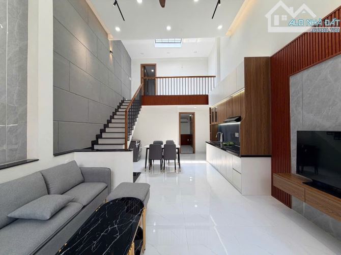 CHỈ VỚI 4 TỶ – NHÀ NGAY HÀNG XANH – GIÁ HIẾM TRONG KHU - SHR - FULL NT - 60M2 - 4