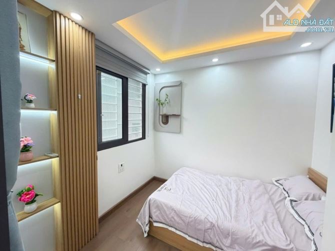 BÁN CCMN PHỐ THUỴ KHUÊ TÂY HỒ DT 50M 2 NGỦ NHỈNH 2TỶ VỊ TRÍ SIÊU THOÁNG HÀNG HIẾM