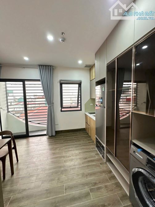 TOÀ CCMN PHỐ CẦU NOI, CỔ NHUẾ: DT 222M2, 9 TẦNG, 42 PHÒNG, MẶT NGÕ Ô TÔ, GIÁ 78 TỶ