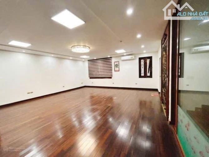 CHÍNH CHỦ CHO THUÊ BIỆT THỰ MẶT PHỐ KĐT MỸ ĐÌNH, GIÁ TỐT VÀO LUÔN. 210m2 - 38 TRIỆU. - 1
