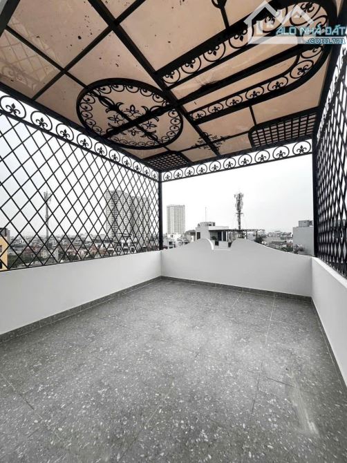 XUÂN THỦY, CẠNH ĐH SƯ PHẠM, 15m RA OTO TRÁNH, 36m, 7 TẦNG THANG MÁY MỚI TINH, 11.8 Tỷ