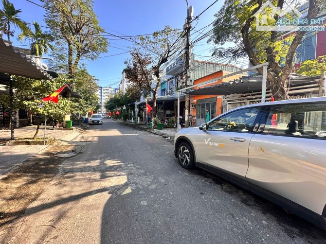 Bán lô đất MT đường Nại Hiên Đông 11, gần Sông Hàn, An Hải Bắc, Sơn Trà giá rẻ 7,6 tỷ/117m