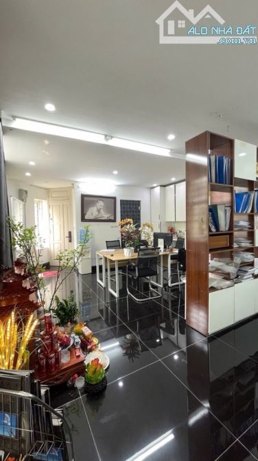 Duy nhất lô góc mặt phố cổ Phan Huy Ích 62m2-6T-MT12m-giá 62tỷ TL