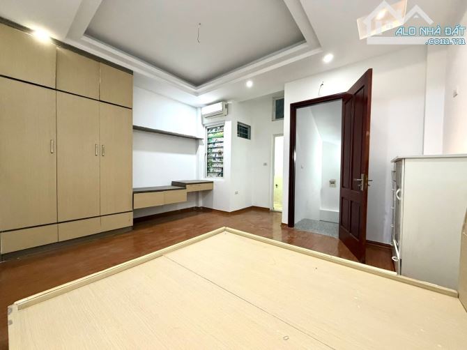 BÁN NHÀ NGÕ 68 CẦU GIẤY – LÔ GÓC ĐẸP, Ở NGAY + KINH DOANH TỐT