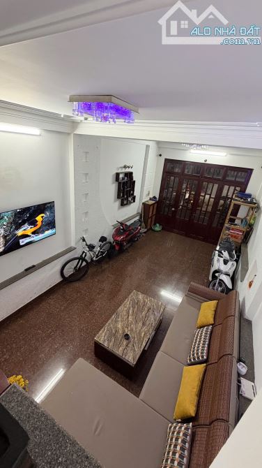 Chính chủ bán nhà Phan Đình Phùng , hẻm ô tô lớn ô tô đậu trước nhà . 7 tỷ 5 thương lượng - 4