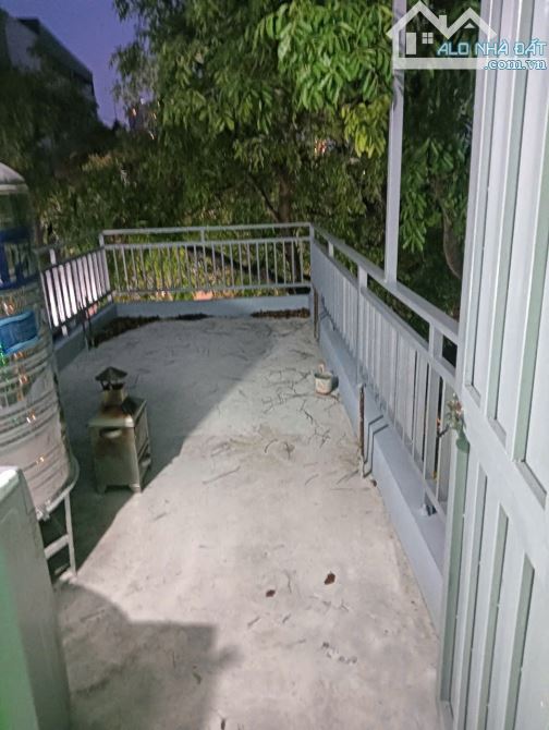 Bán nhà mặt phố Hoàng hoa thám, đoạn cuối phố