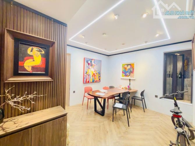 HIẾM – HÀNG BÔNG / HÀNG GAI – 32M² – ĐẸP PHONG CÁCH – GIÁ MỀM