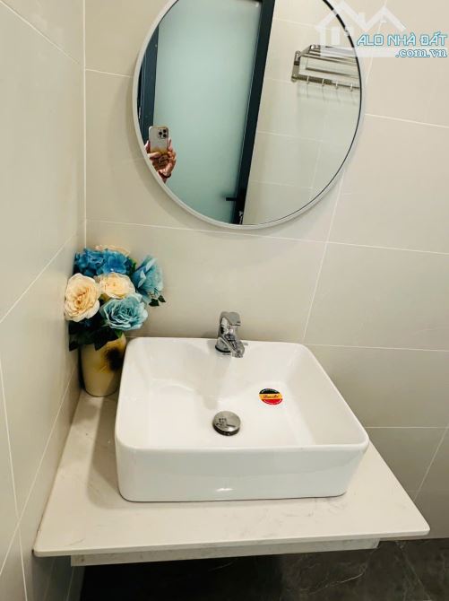 Bán Căn góc 2 mặt tiền 5 tầng vị trí trung tâm đường Âu Cơ- Lê Chân ô thang máy rộng - 1
