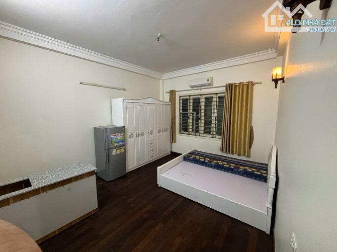 Chính chủ bán nhà Kim Mã, Ba Đình - 30m/ 6 tầng/ 7.5 tỷ - hiện đang cho thuê 20tr/ tháng