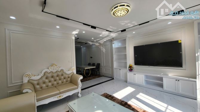 Bán nhà riêng mặt ngõ 130 Xuân Thủy, 42m2, 4 tầng, MT 4.6m, KD, 2 thoáng, 16.5 tỷ