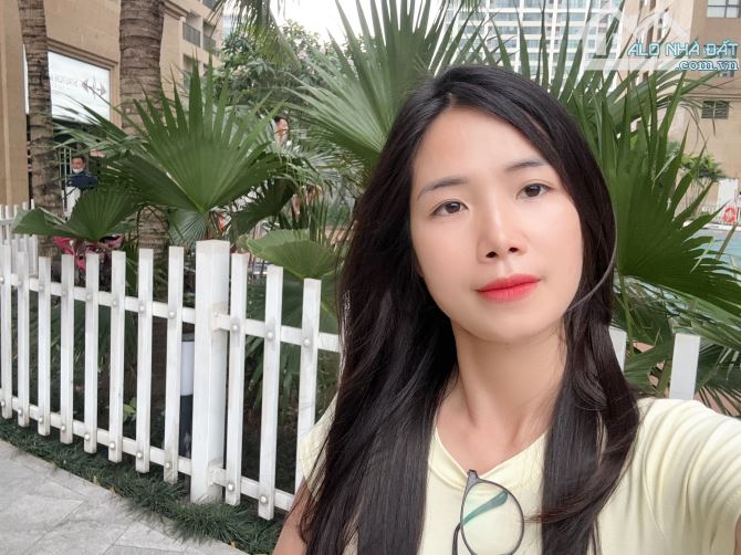 Bán căn hộ chung cư cao cấp tại Cầu Giấy 2 ngủ nội thất cơ bản 6.3 tỷ