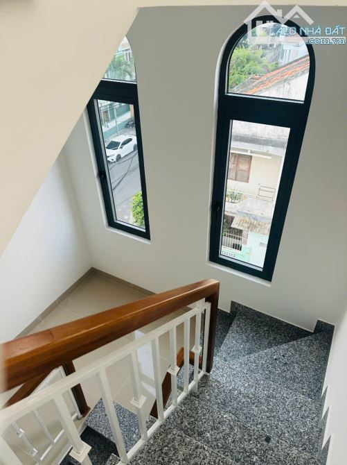 Bán Căn góc 2 mặt tiền 5 tầng vị trí trung tâm đường Âu Cơ- Lê Chân ô thang máy rộng - 7