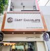 Bán nhà MT, 3 tầng mới đẹp, đường ĐẶNG DUNG. Q1. Ngang 4m x 18m. Giá: 27 tỷ.