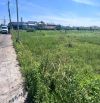 740m2 có sẵn 200 m2 thổ cư mặt tiền 20m bê tông oto