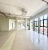 Cho thuê văn phòng 370 m² - giá 10$/m², free 30 ngày setup, mới hoàn toàn