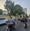 Tòa nhà 2MT Nguyễn Trãi với Nguyễn Cảnh Chân, Quận 1.