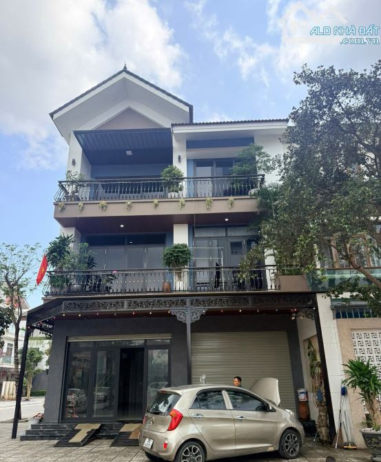 Cho thuê tầng 1 ,căn góc, dãy biệt thự,  2 mặt tiền, vị trí đẹp tại TP Vinh, Nghệ An