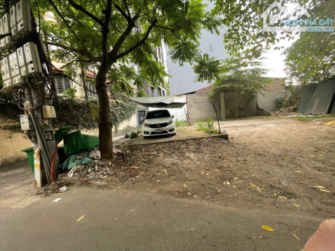 Bán đất Tô Ngọc Vân oto vào 121m mt 6m, giá đầu tư 350tr/m