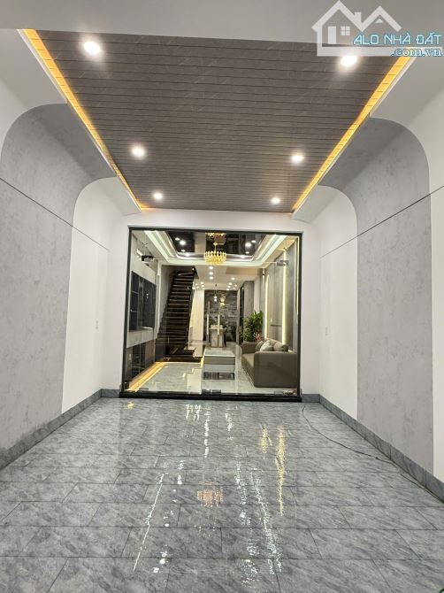 Căn nhà 1 mê hẻm 53 Phạm Ngũ Lão - Lên ngã 6 2km - 1