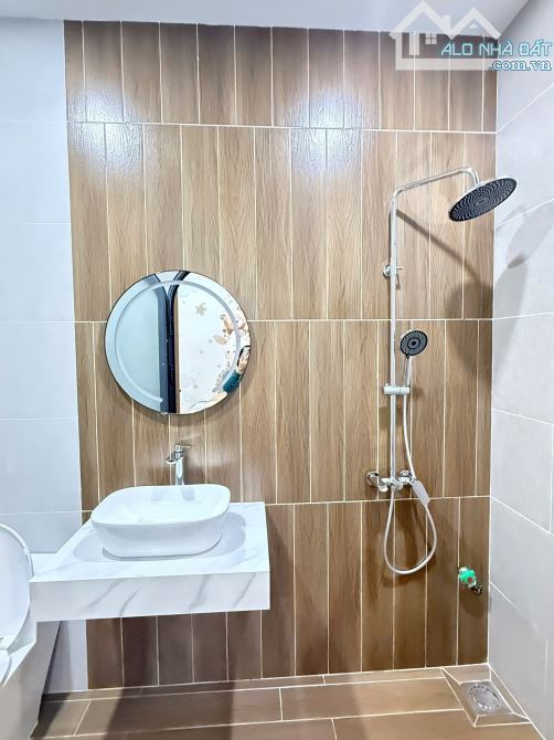 Căn nhà 1 mê hẻm 53 Phạm Ngũ Lão - Lên ngã 6 2km - 13