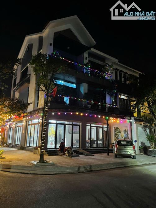 Cho thuê tầng 1 ,căn góc, dãy biệt thự,  2 mặt tiền, vị trí đẹp tại TP Vinh, Nghệ An