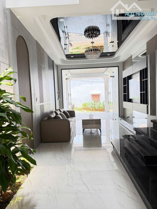 Căn nhà 1 mê hẻm 53 Phạm Ngũ Lão - Lên ngã 6 2km - 3